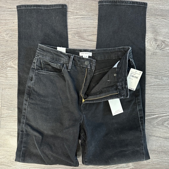 NWT Good American Good Boy Jeans with Split Hem in Black - Picture 3 of 4